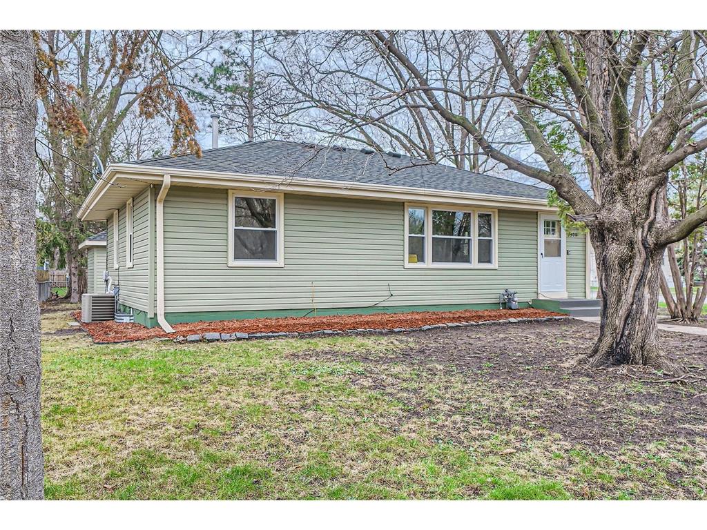 6300 Quebec Avenue N Brooklyn Park MN 55428 7016873 image1