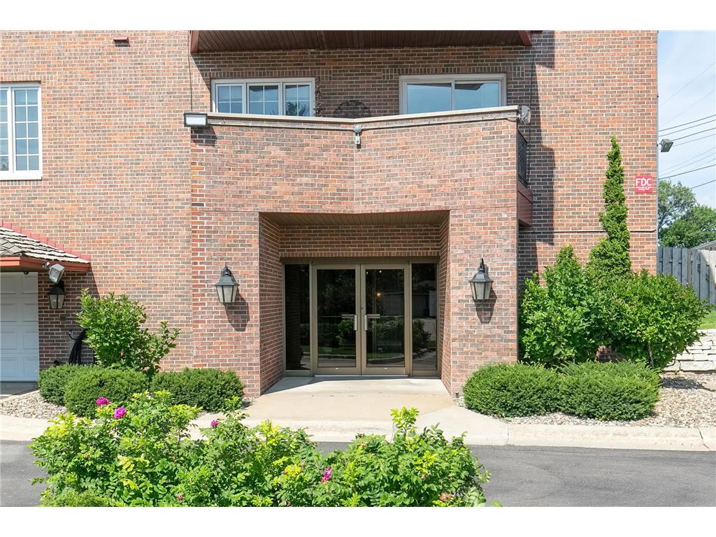 6300 Xerxes Avenue S 21, Edina, MN, 55423 MLS 7693218 Edina Realty