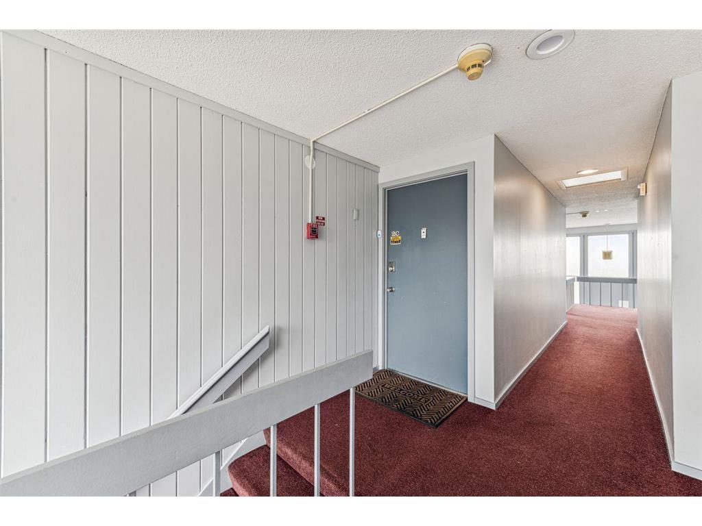 6301 Colony Way 2C, Edina, MN, 55435 MLS 6522608 Edina Realty