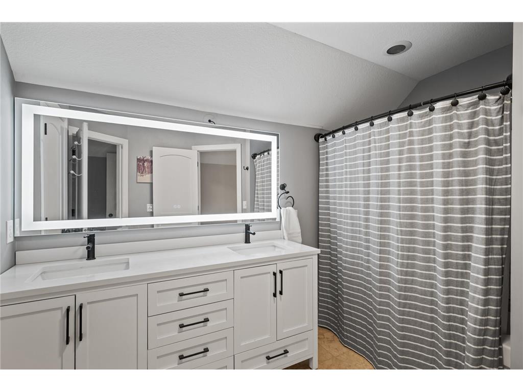 6301 France Avenue S Edina MN 55410 7027616 image34