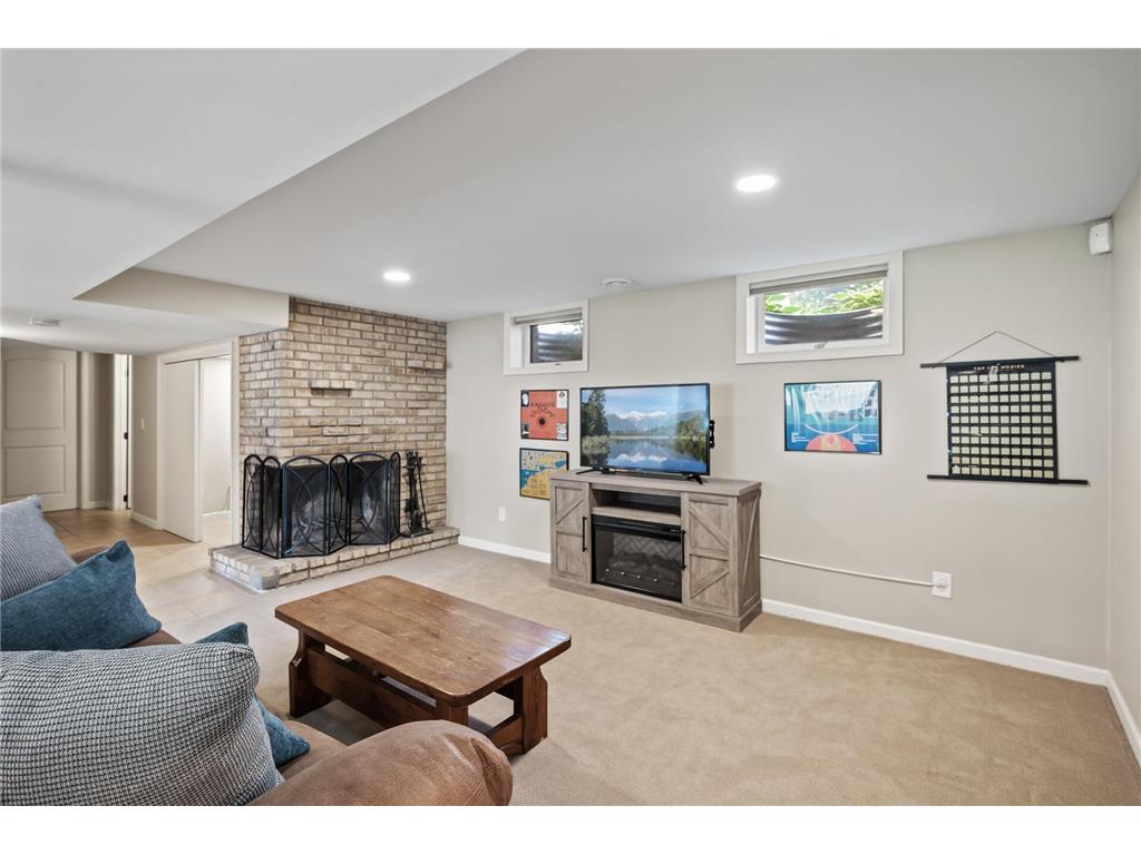 6301 France Avenue S Edina MN 55410 7027616 image36