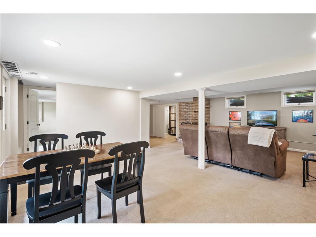 6301 France Avenue S Edina MN 55410 7027616 image40