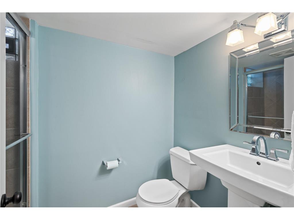 6301 France Avenue S Edina MN 55410 7027616 image43