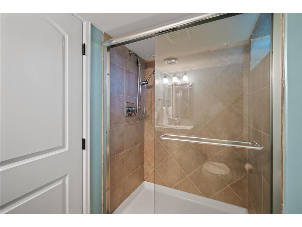 6301 France Avenue S Edina MN 55410 7027616 image44