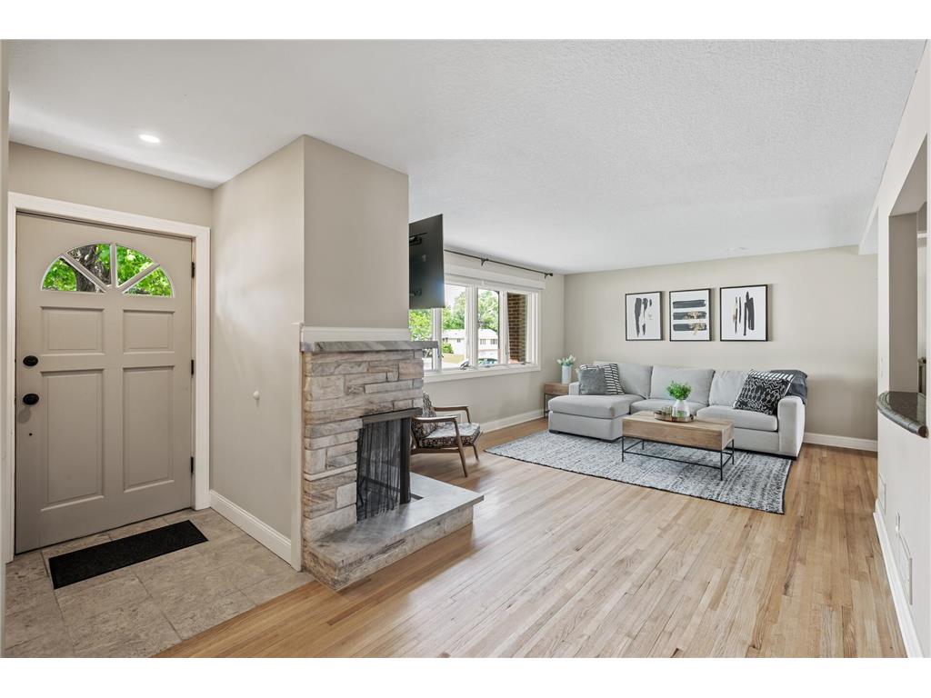 6301 France Avenue S Edina MN 55410 7027616 image5