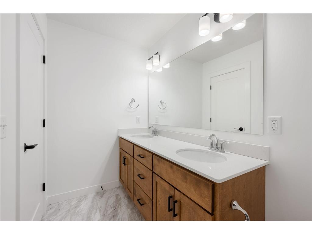 6301 Red Cedar Drive Chaska MN 55318 7013485 image27