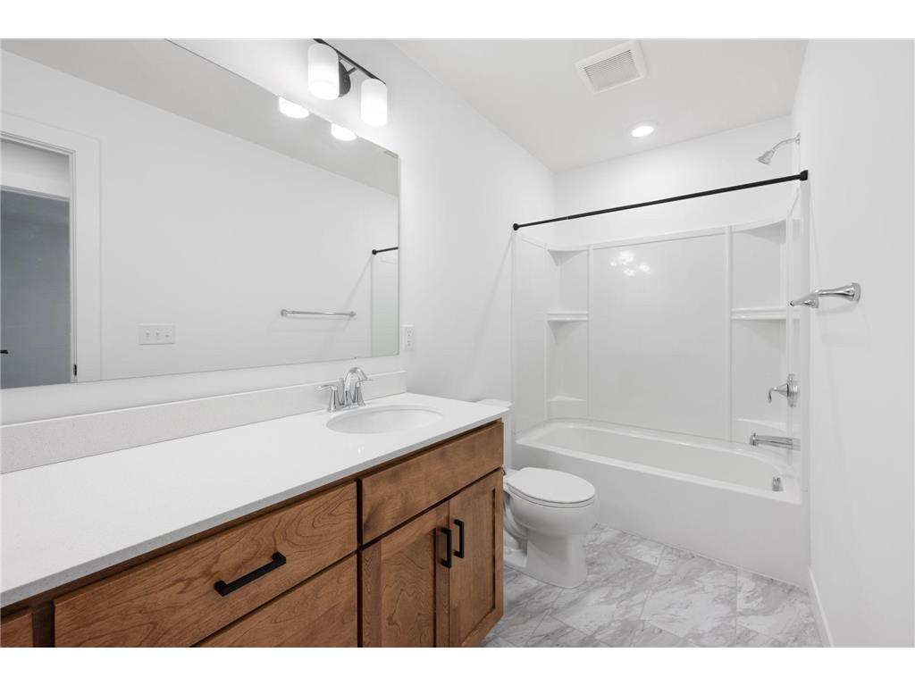 6301 Red Cedar Drive Chaska MN 55318 7013485 image28