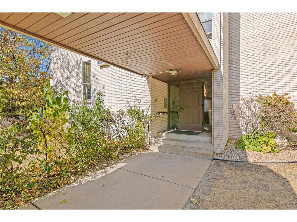 6301 York Avenue S #102 Edina MN 55435 6778971 image3
