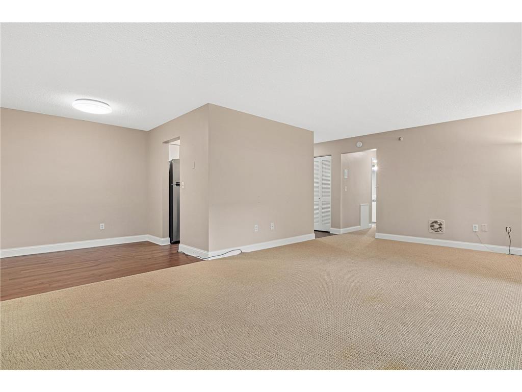 6301 York Avenue S #102 Edina MN 55435 6778971 image8