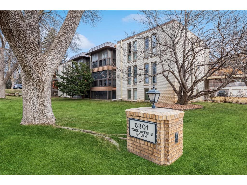 6301 York Avenue S 203, Edina, MN, 55435 MLS 6468735 Edina Realty