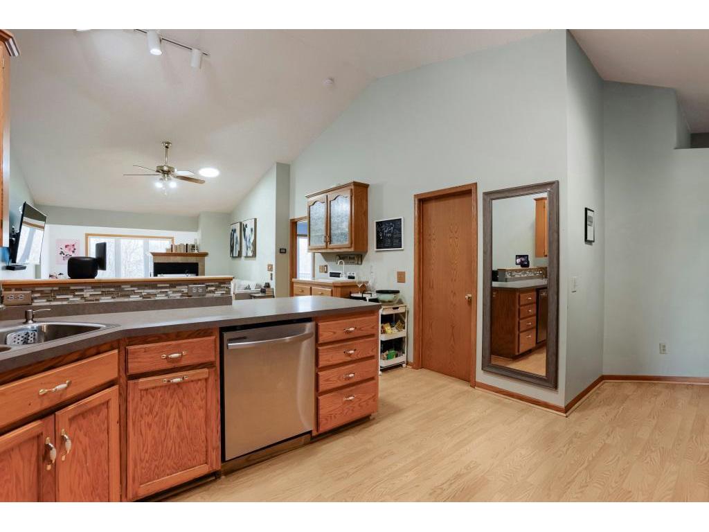 6303 Cavell Court Brooklyn Park MN 55428 7060267 image5