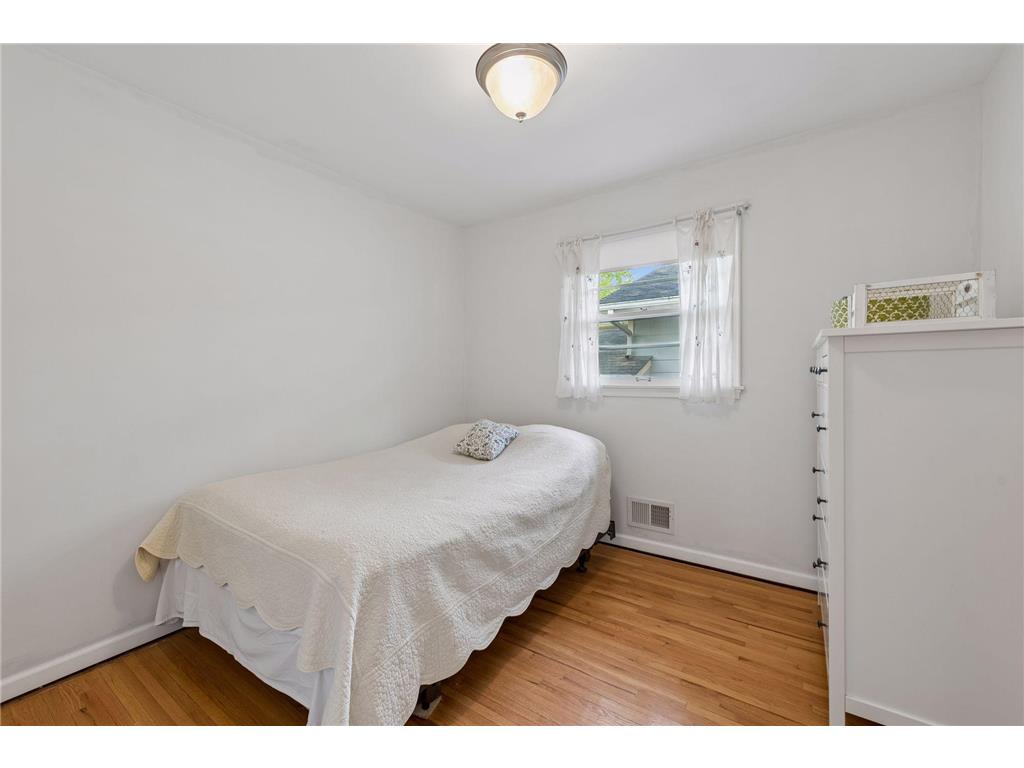 6304 Mildred Avenue Edina MN 55439 7070330 image20