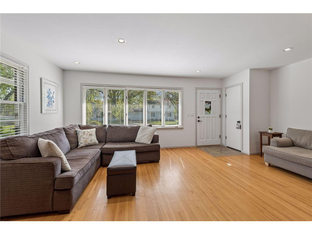 6304 Mildred Avenue Edina MN 55439 7070330 image4