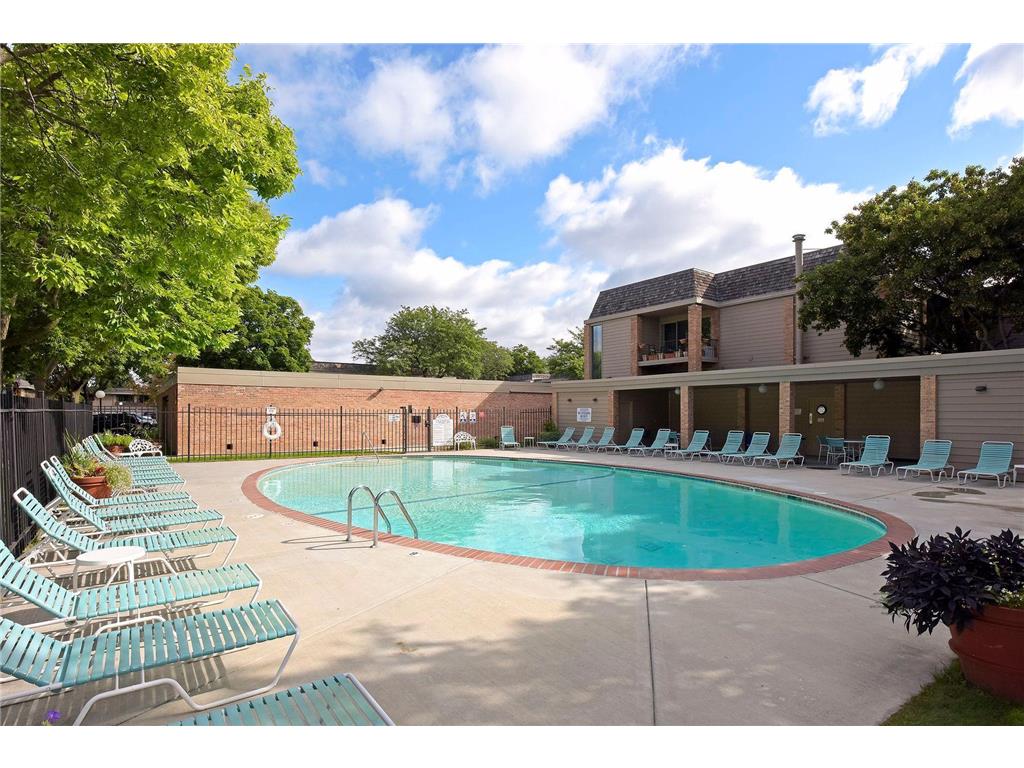 6305 Colony Way #1A Edina MN 55435 6766311 image32