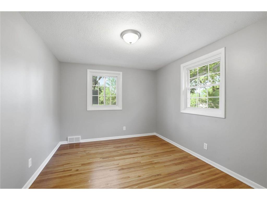 6305 Mildred Avenue Edina MN 55439 7066084 image23
