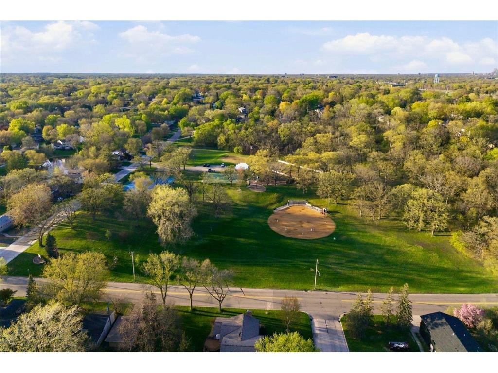 6305 Mildred Avenue Edina MN 55439 7066084 image3
