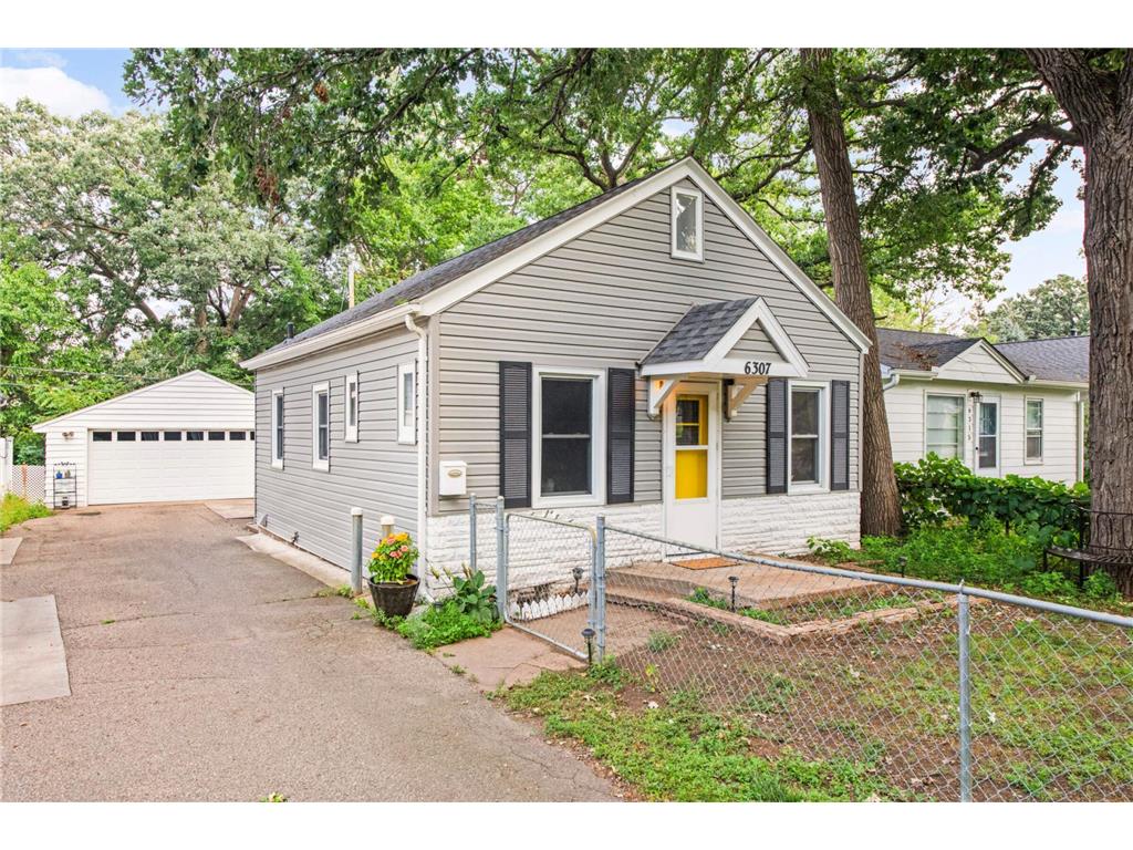 6307 Newton Avenue S Richfield MN 55423 6413533 image1