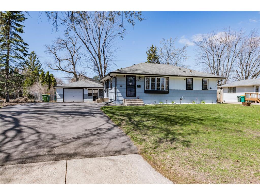 6307 Unity Avenue N Brooklyn Center MN 55429 6352539 image1