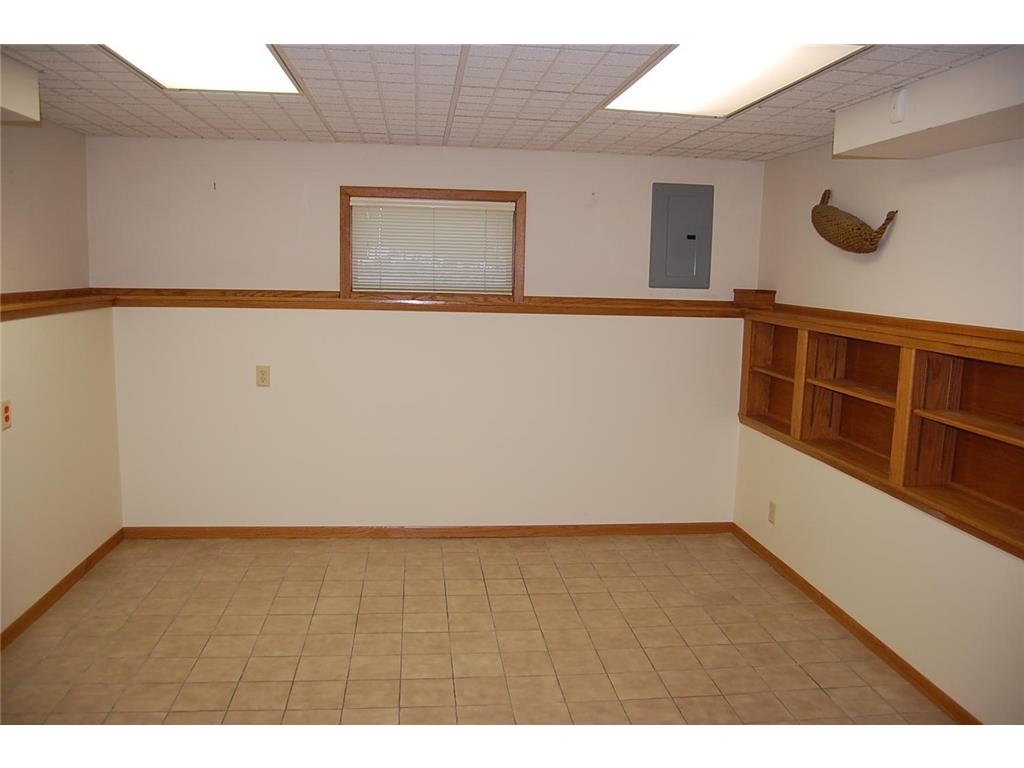 6308 34th Avenue N Crystal MN 55427 6818423 image9