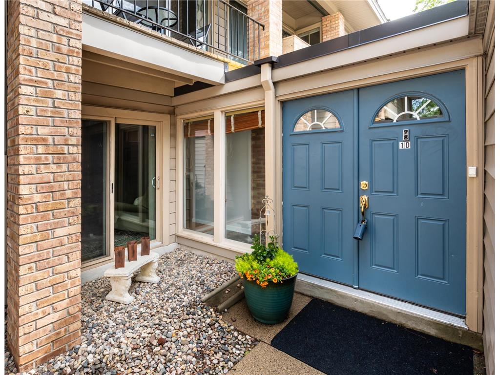 6308 Barrie Road #1D Edina MN 55435 6546158 image1