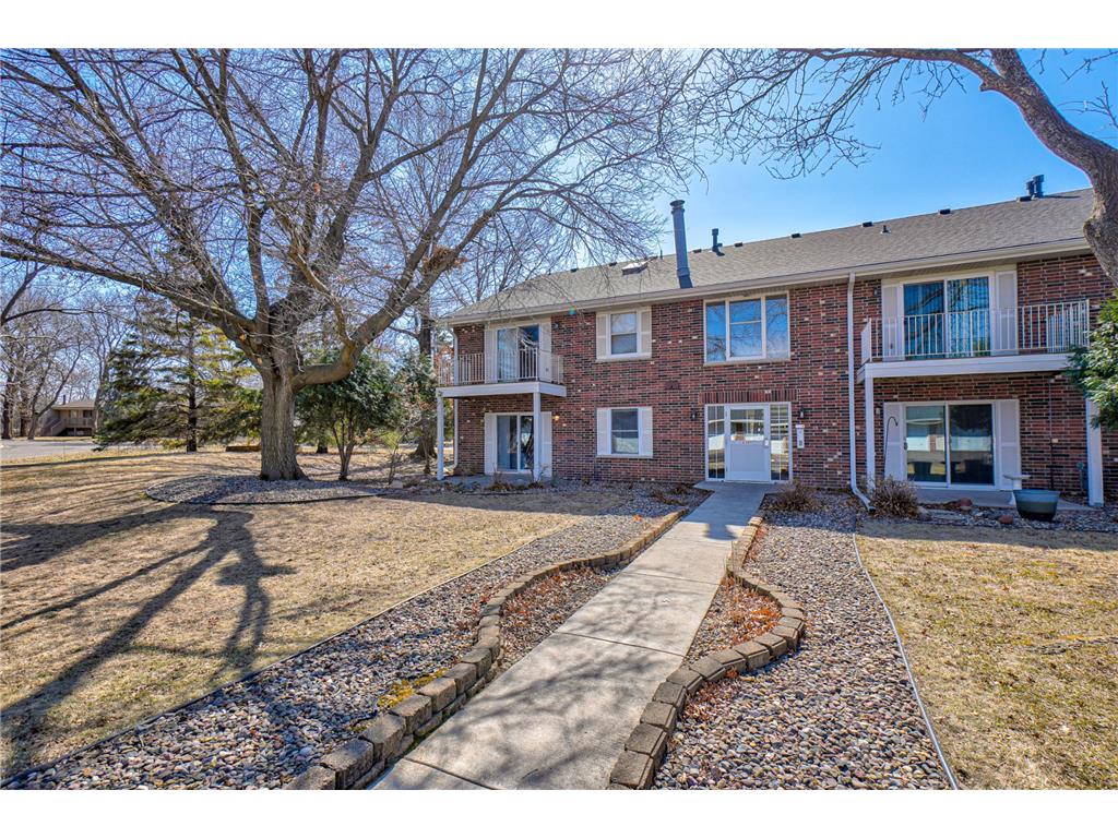 6309 Alderwood #A Woodbury MN 55125 6674986 image1