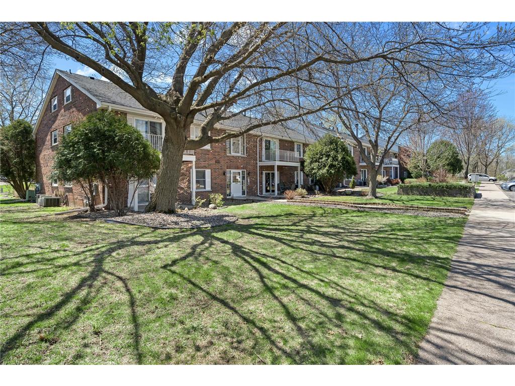 6309 Alderwood #C Woodbury MN 55125 6711696 image1