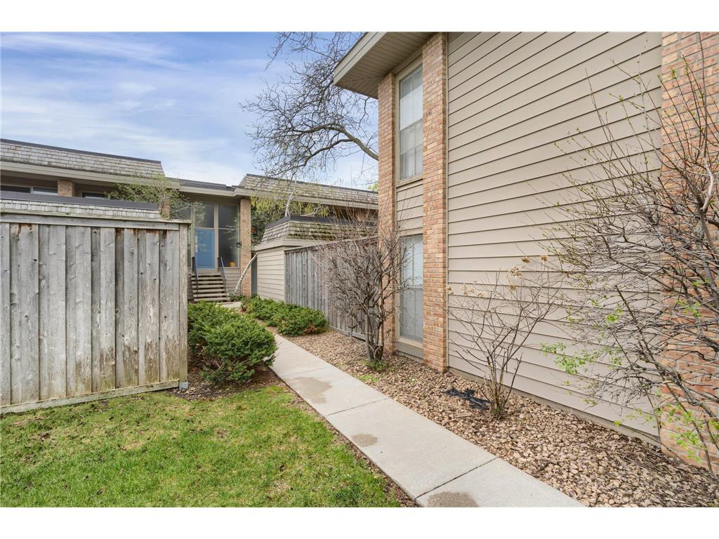 6309 Colony Way #1B Edina MN 55435 6368707 image1