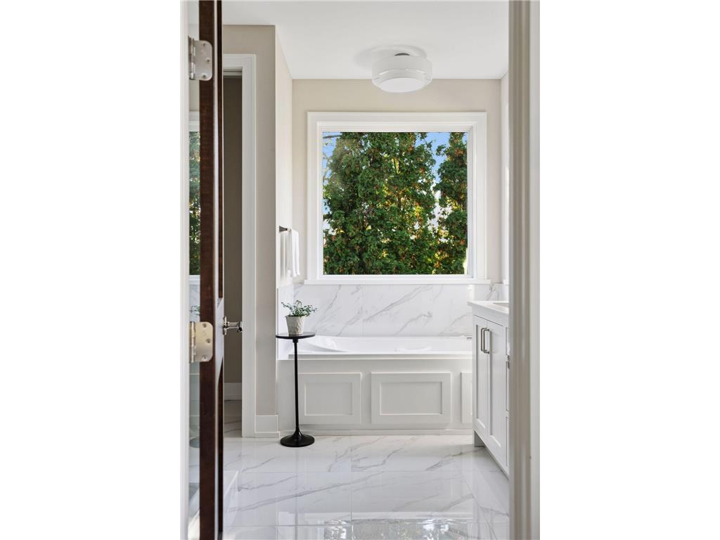 631 Callahan Place Mendota Heights MN 55118 6811027 image37