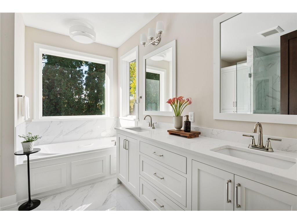 631 Callahan Place Mendota Heights MN 55118 6811027 image38