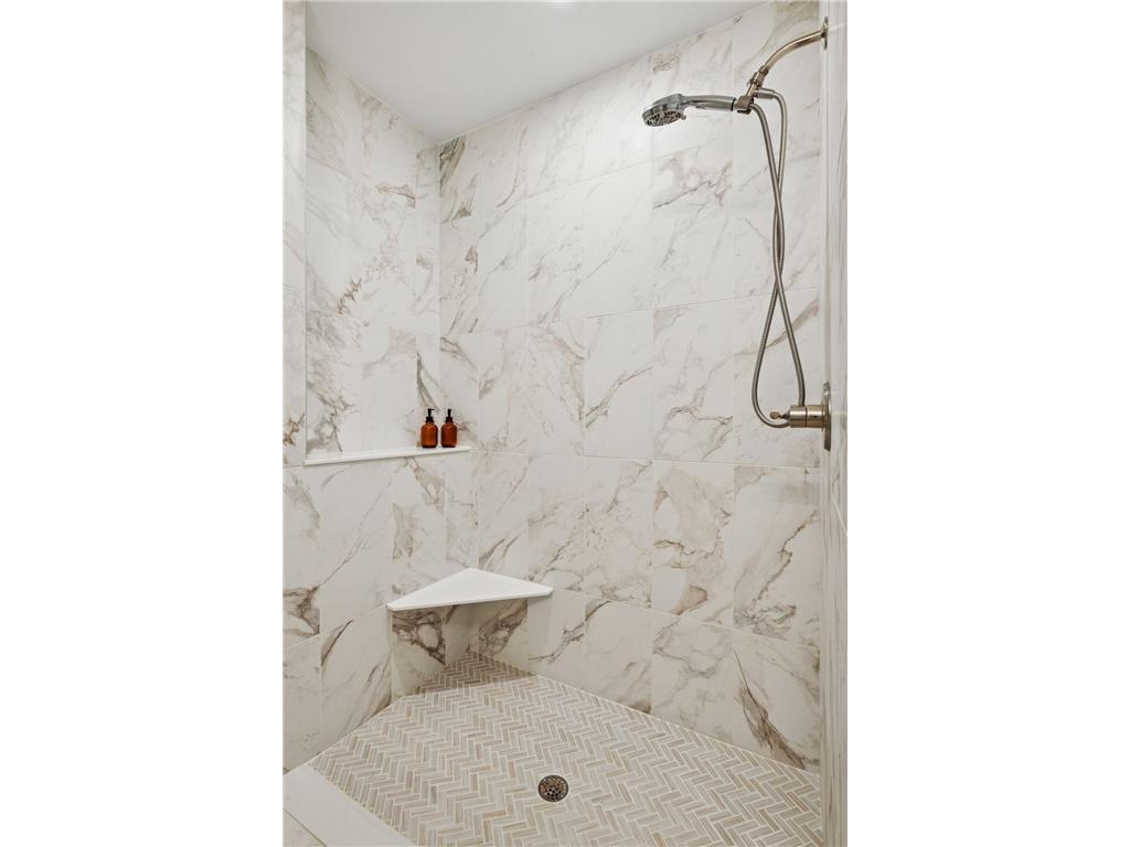 631 Callahan Place Mendota Heights MN 55118 6811027 image59