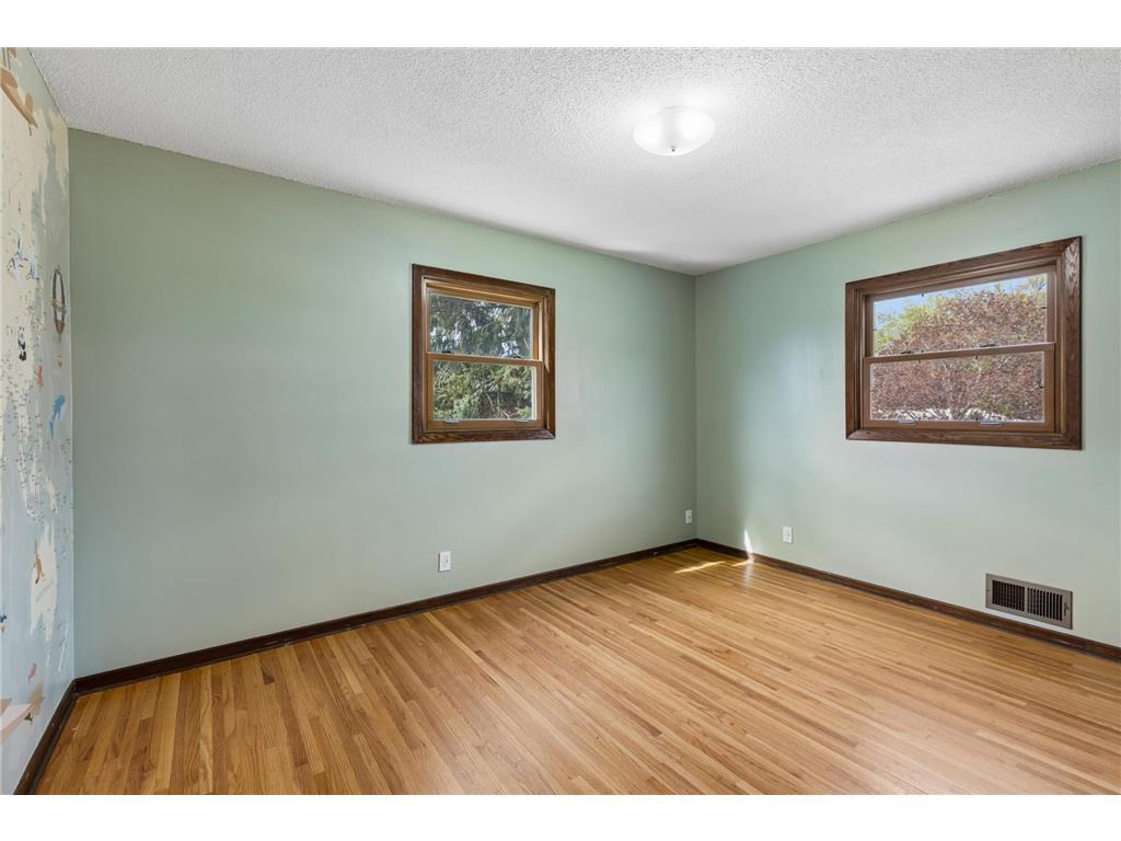 631 Greenway Avenue N Oakdale MN 55128 7008778 image30