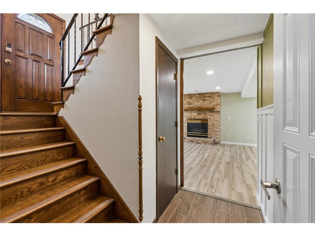 631 Greenway Avenue N Oakdale MN 55128 7008778 image35