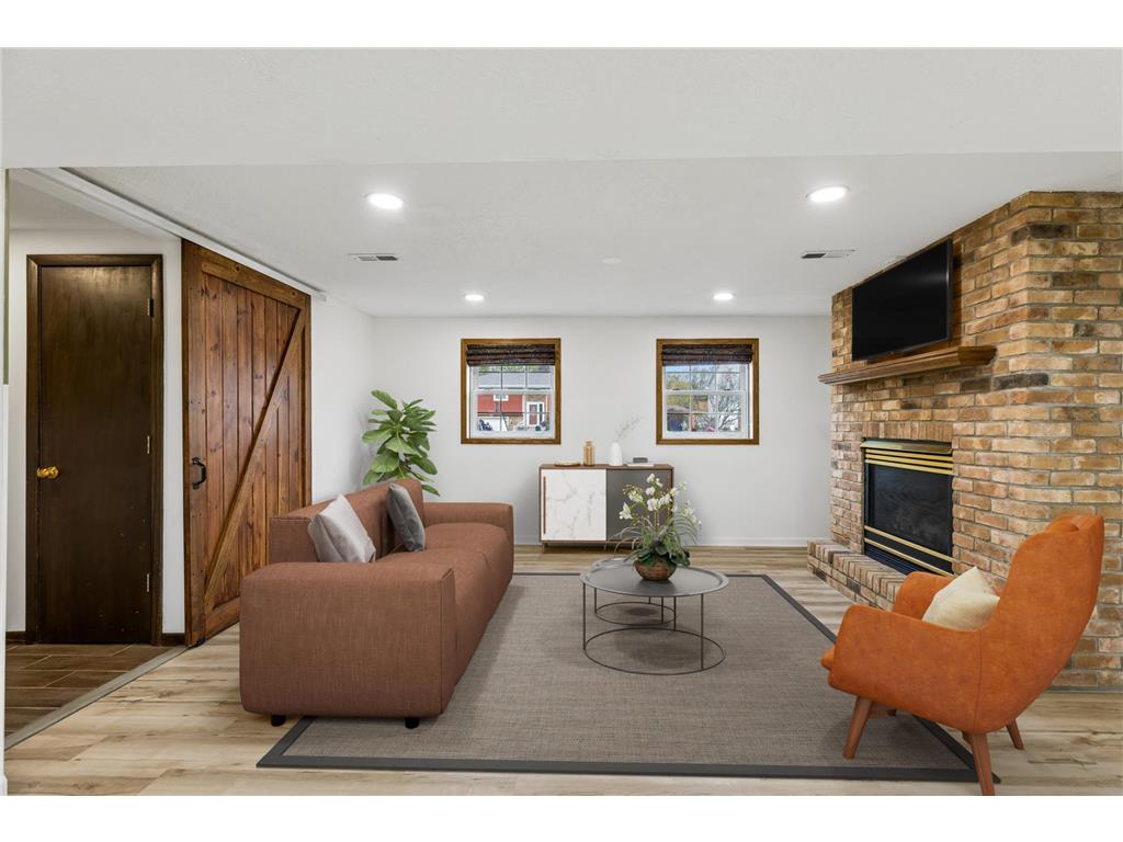 631 Greenway Avenue N Oakdale MN 55128 7008778 image37