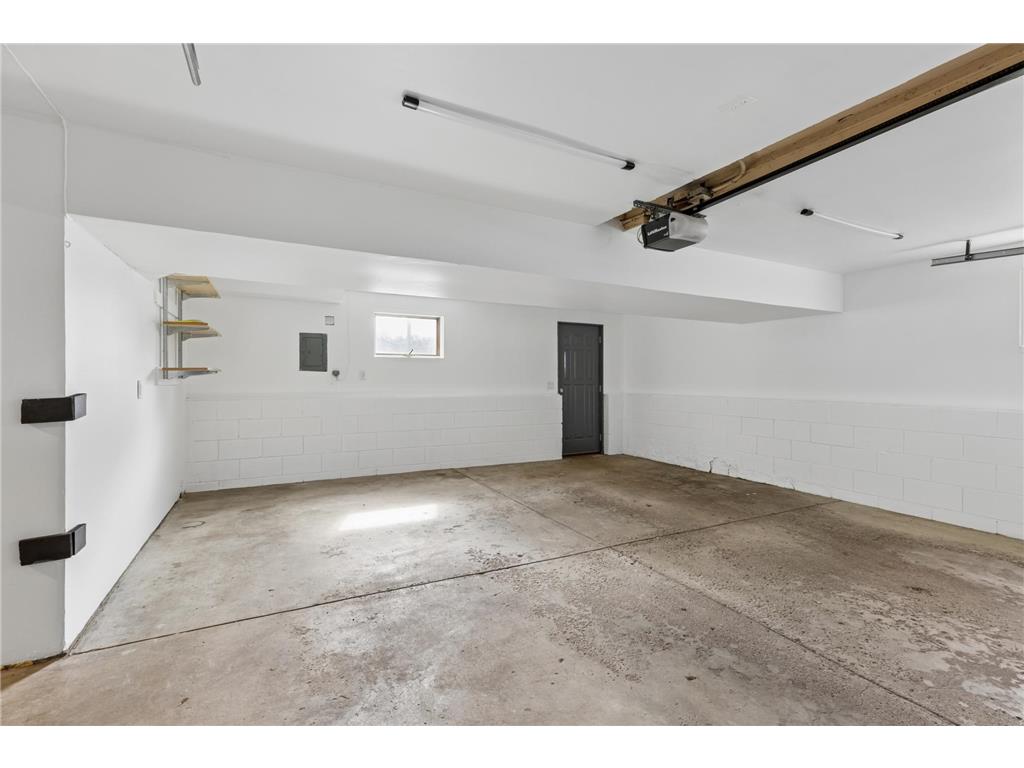 631 Greenway Avenue N Oakdale MN 55128 7008778 image47