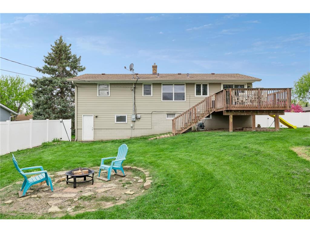 631 Greenway Avenue N Oakdale MN 55128 7008778 image49