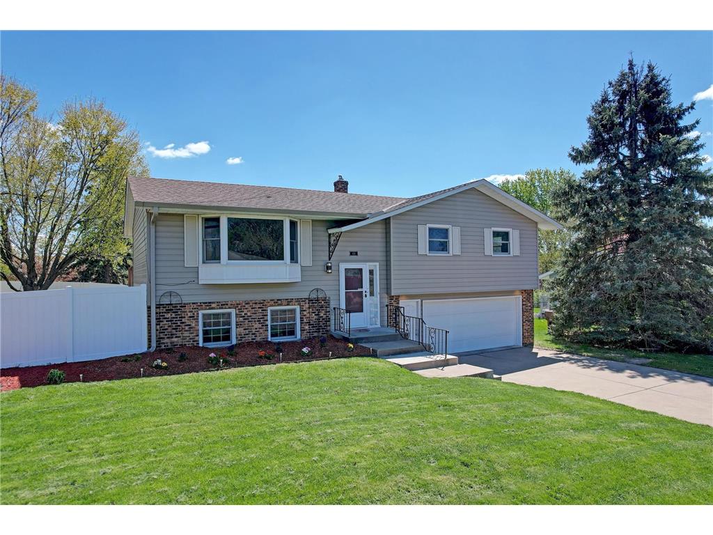 631 Greenway Avenue N Oakdale MN 55128 7008778 image56