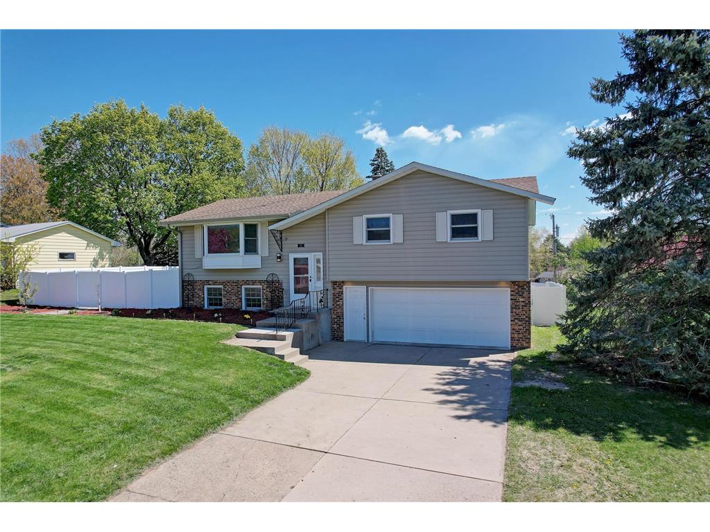 631 Greenway Avenue N Oakdale MN 55128 7008778 image57