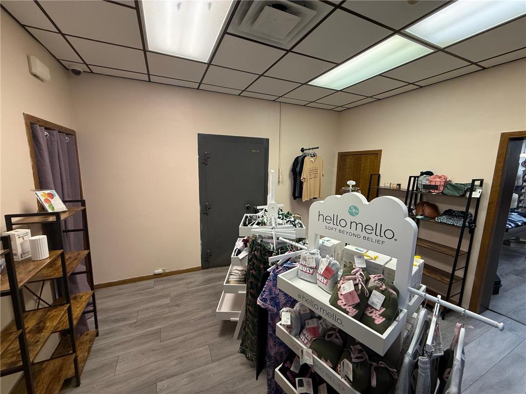 631 Main Street Walnut Grove MN 56180 7036879 image16