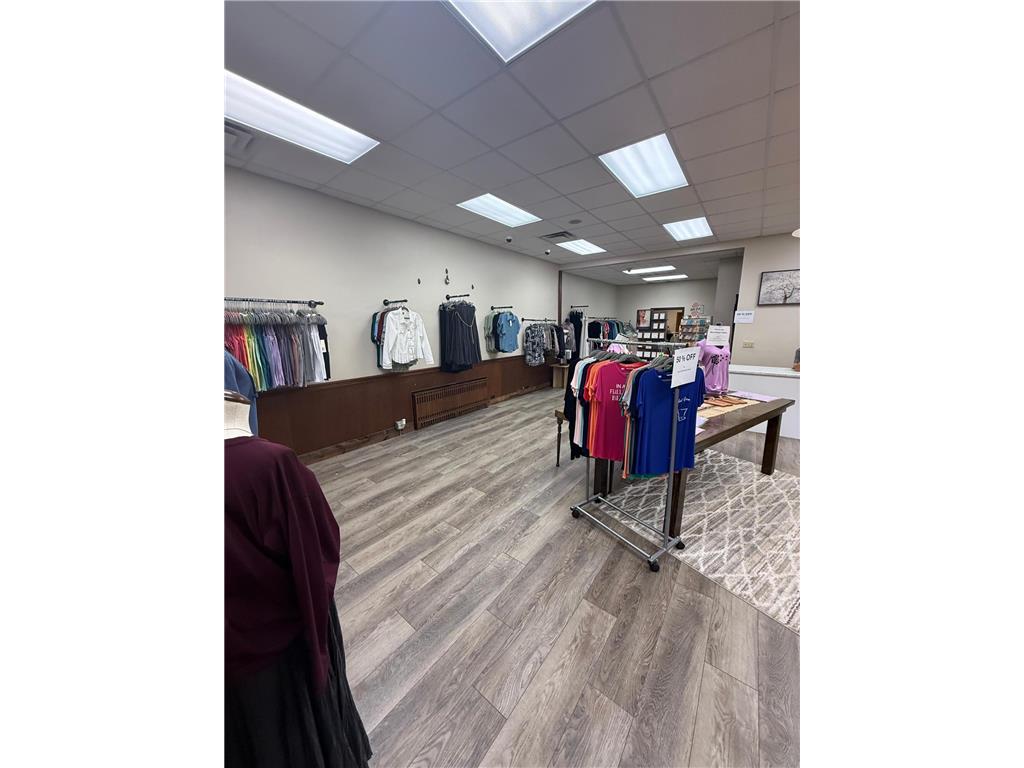 631 Main Street Walnut Grove MN 56180 7036879 image7