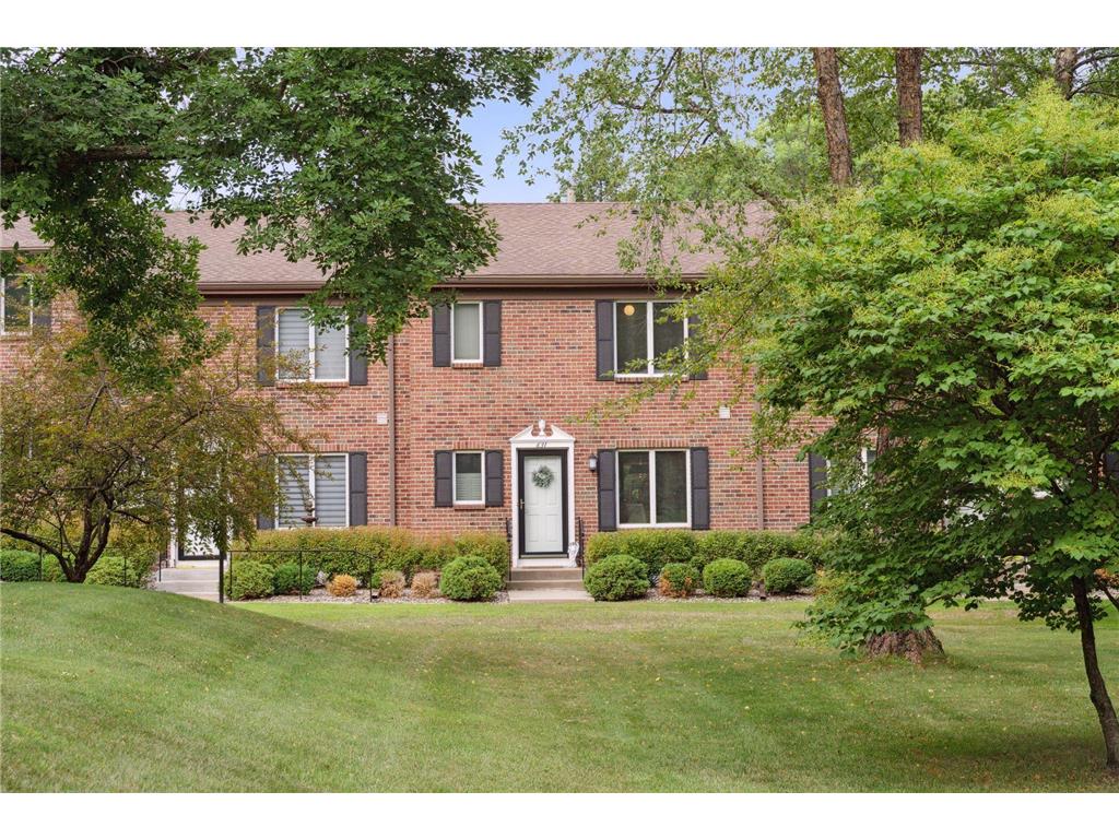 631 Maple Park Drive, Mendota Heights, MN, 55118 MLS 6245472 Edina