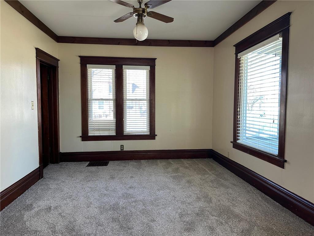 631 N Cedar Street Luverne MN 56156 7028038 image18