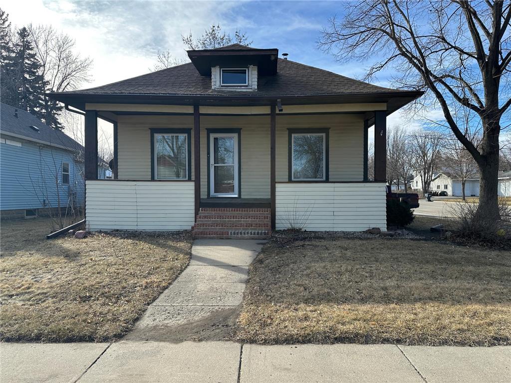 631 N Cedar Street Luverne MN 56156 7028038 image35