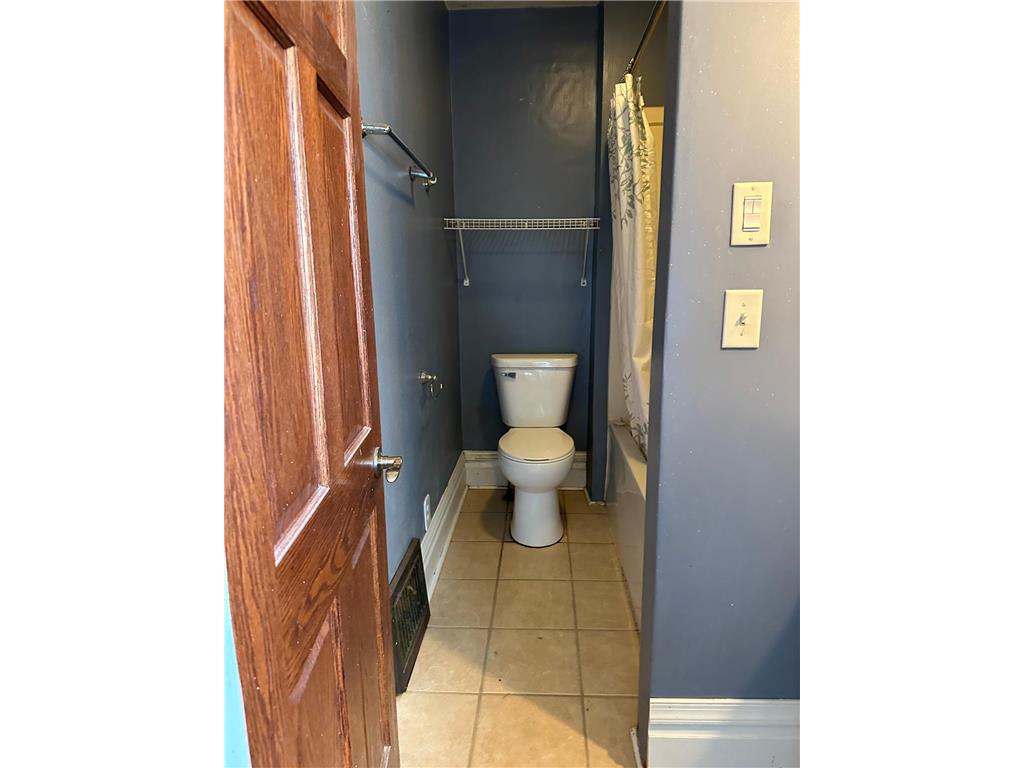 631 N Cedar Street Luverne MN 56156 7028038 image6