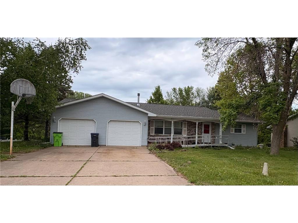 631 Parkview Drive New Richmond WI 54017 6729022 image1