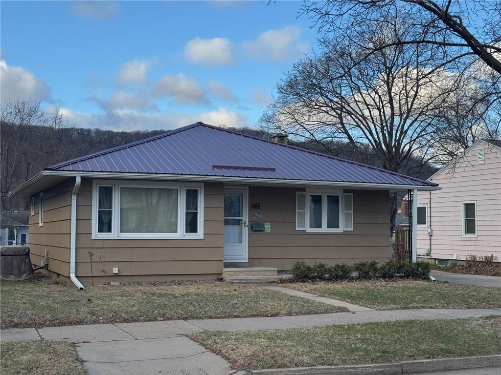 631 W Belleview Street Winona MN 55987 6699746 image1