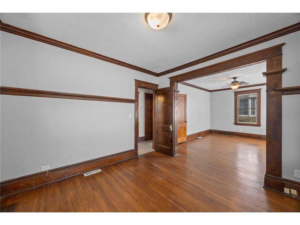 631 Western Avenue N Saint Paul MN 55103 7088554 image11