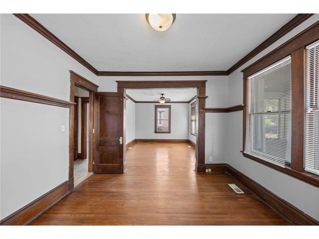 631 Western Avenue N Saint Paul MN 55103 7088554 image13