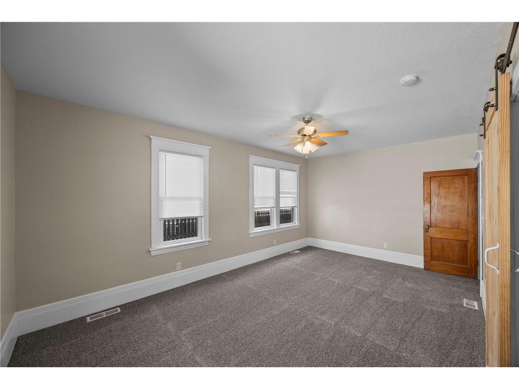 631 Western Avenue N Saint Paul MN 55103 7088554 image18