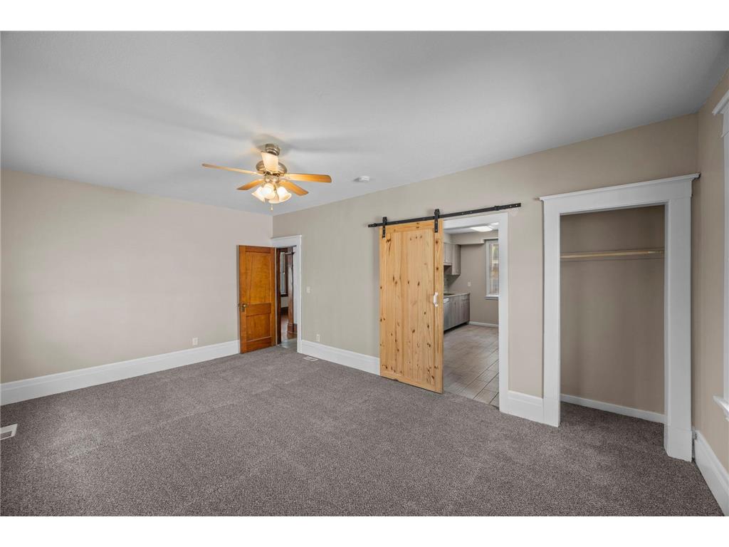 631 Western Avenue N Saint Paul MN 55103 7088554 image19