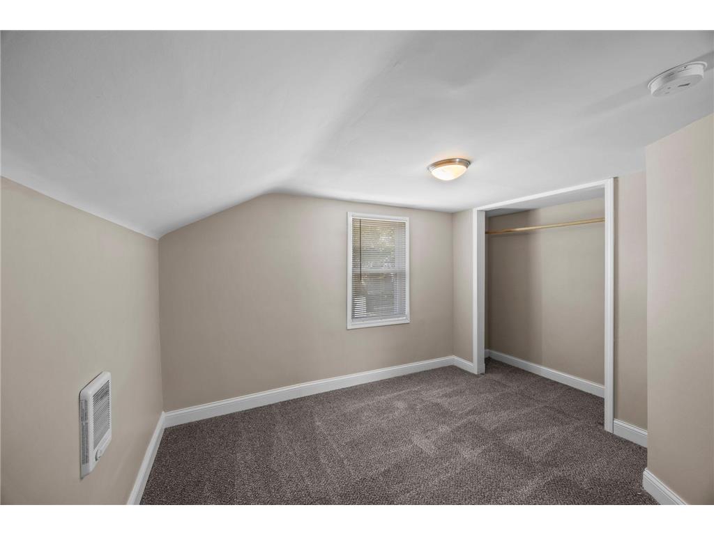 631 Western Avenue N Saint Paul MN 55103 7088554 image27